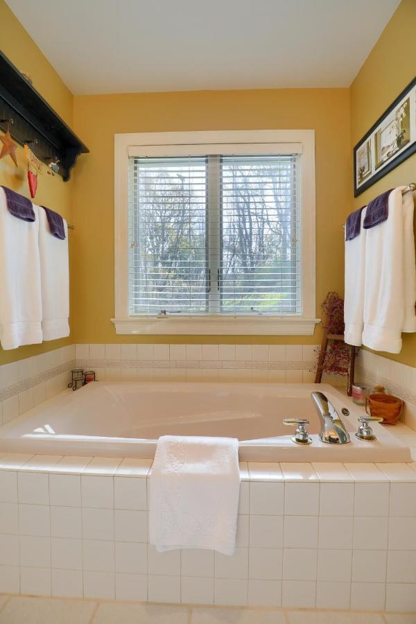 Hammer Creek Hideaway B&B 리티츠 외부 사진